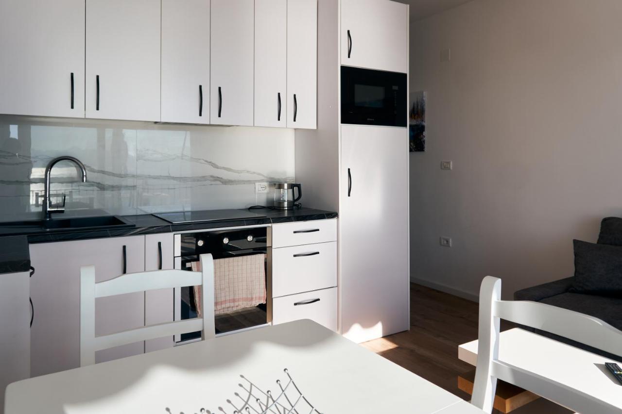 Central Beach Apartment ซารานเดอ ภายนอก รูปภาพ