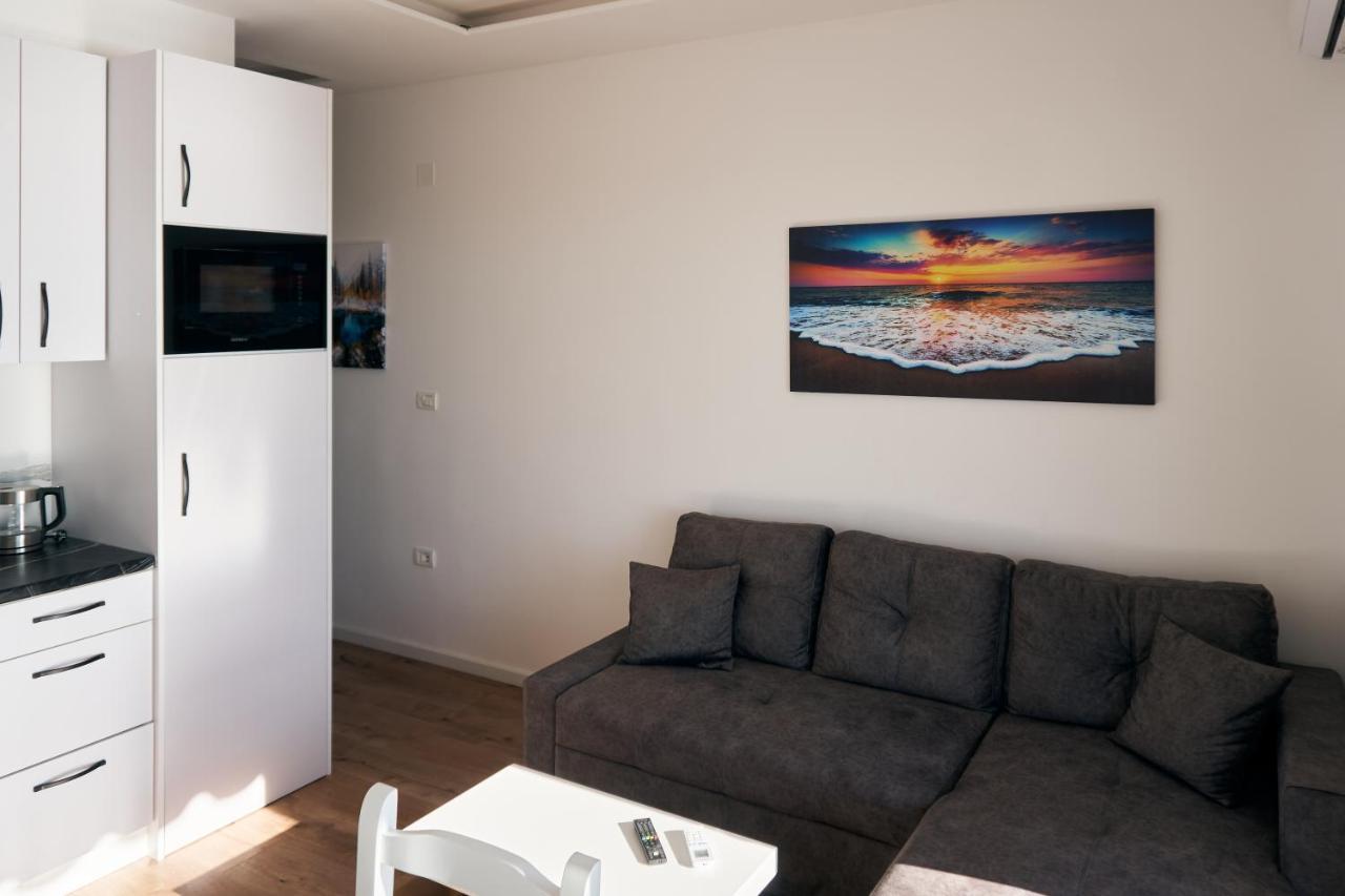 Central Beach Apartment ซารานเดอ ภายนอก รูปภาพ