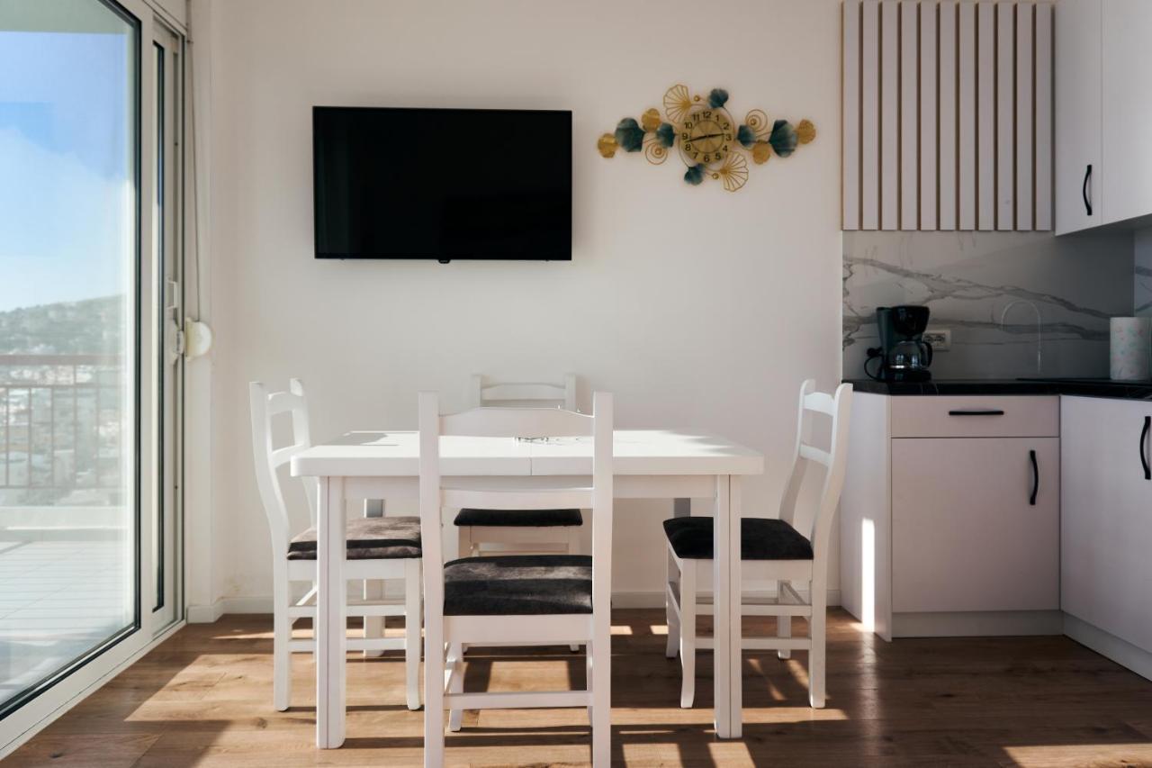 Central Beach Apartment ซารานเดอ ภายนอก รูปภาพ